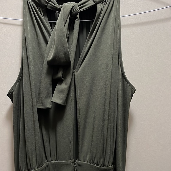 Olive green halter top retro style jumpsuit. - Picture 5 of 5